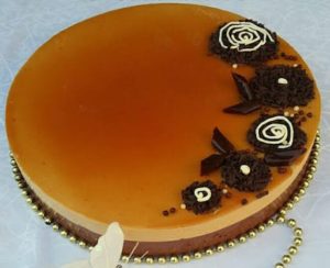 Entremet chocolat noire caramel beurre salé