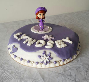 Gateau theme enfant fille